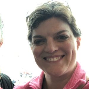 Meet your Posher, Debbie